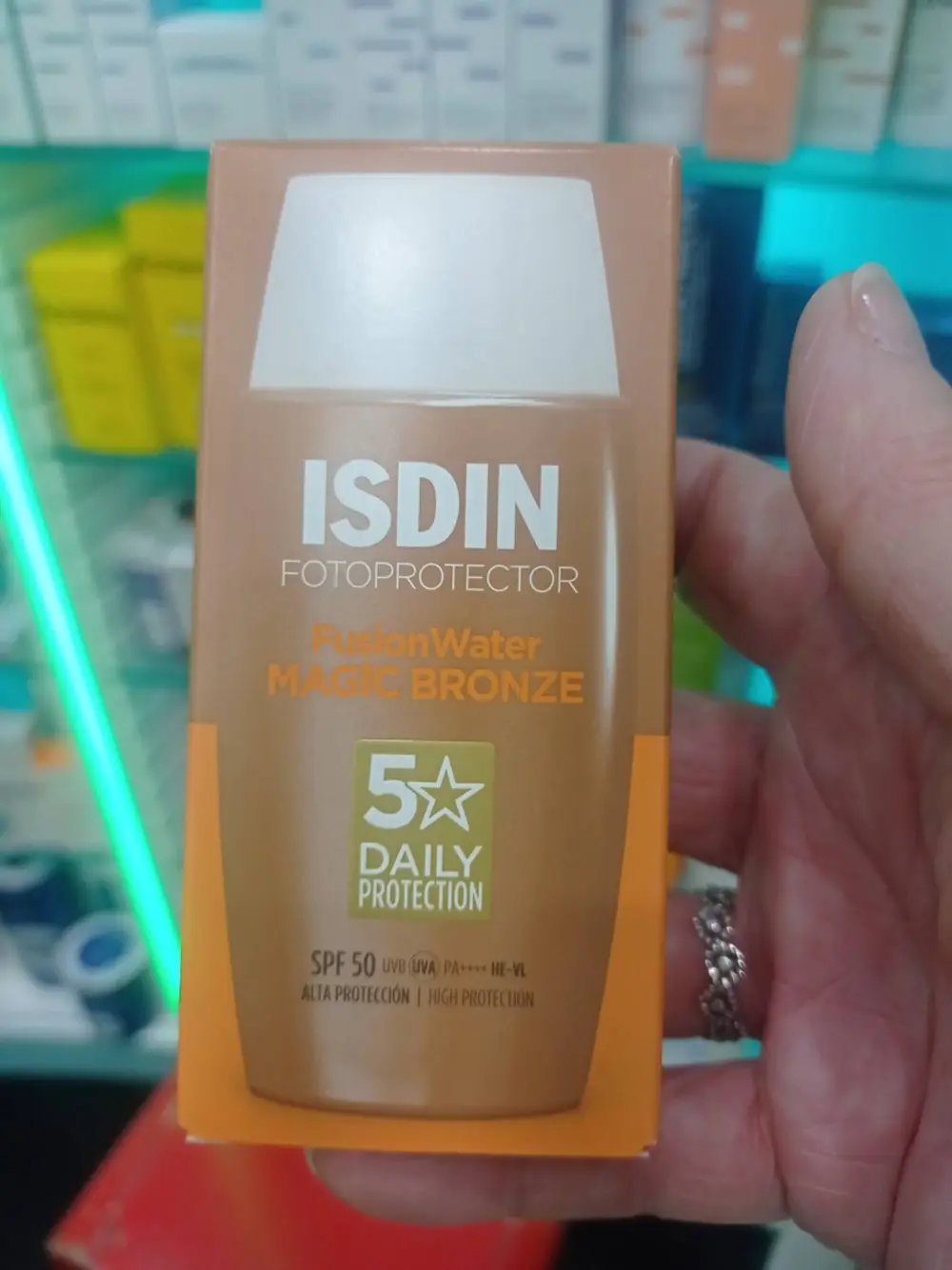 ISDIN - Fusion water magic bronze spf50