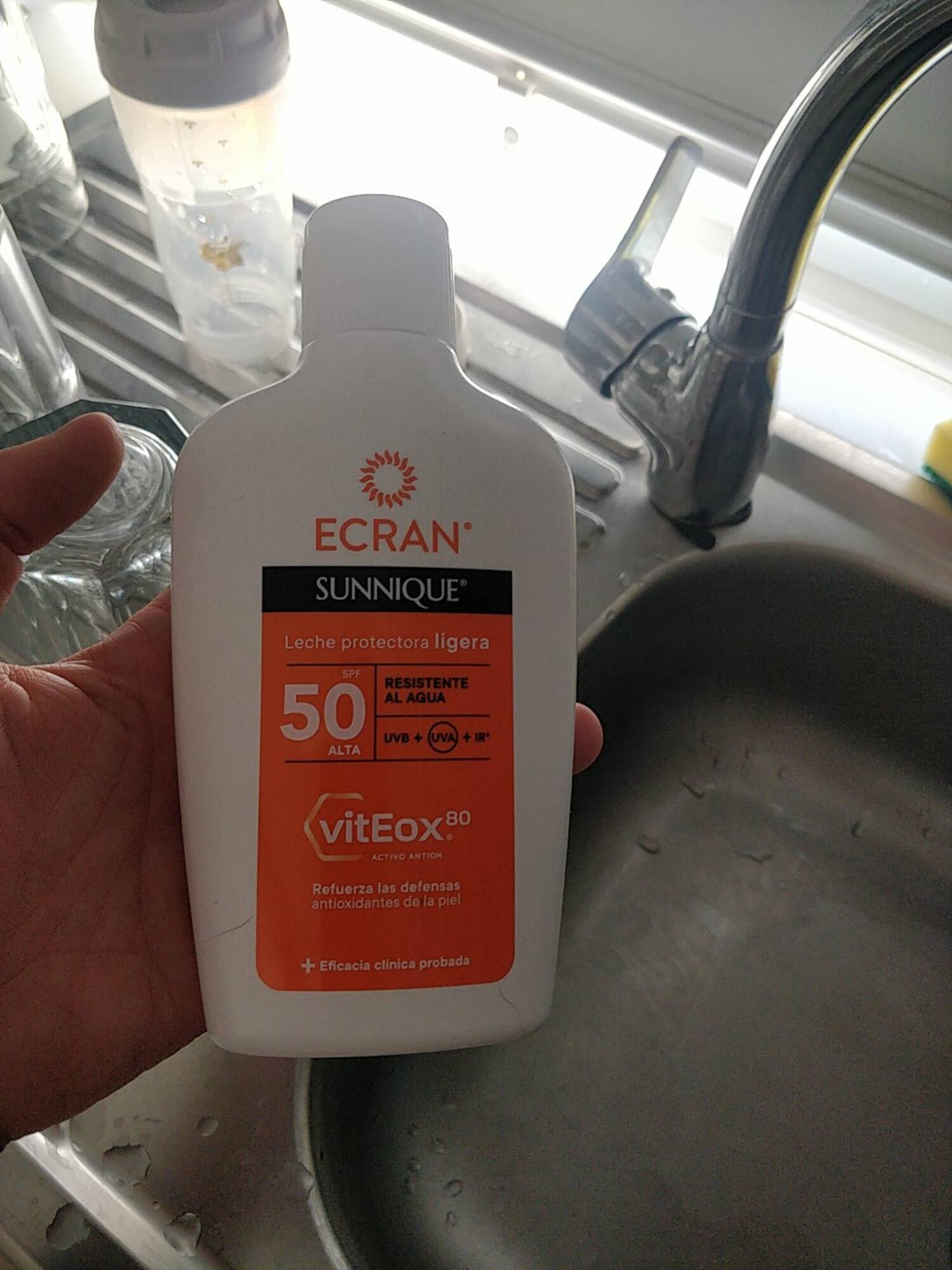 ECRAN - Sunnique - Leche protectora ligera spf 50