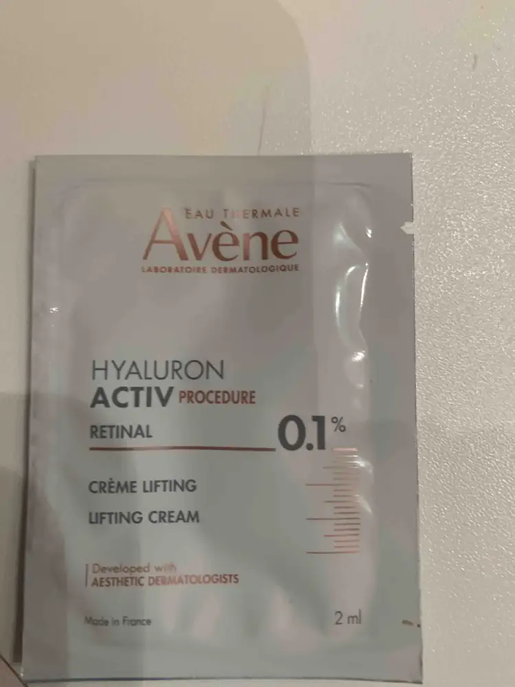 EAU THERMALE AVÈNE - Hyaluron activ procedure retinal - Crème lifting