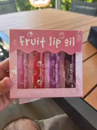 SKYNEST - Fruit lip oil