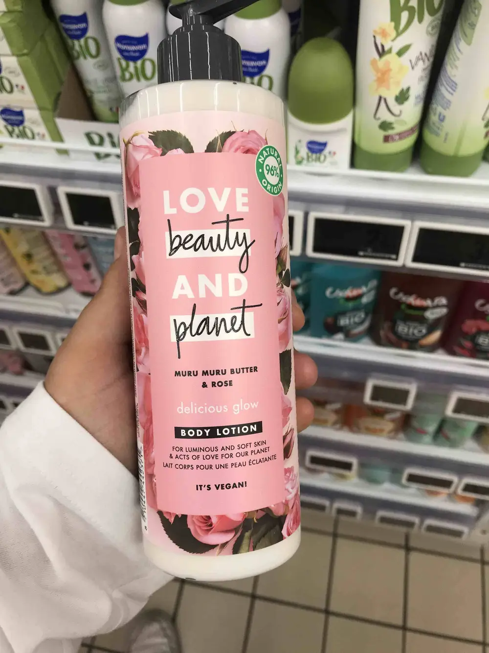 LOVE BEAUTY AND PLANET - Muru Muru Butter & Rose - Lait corps pour une peau éclatante