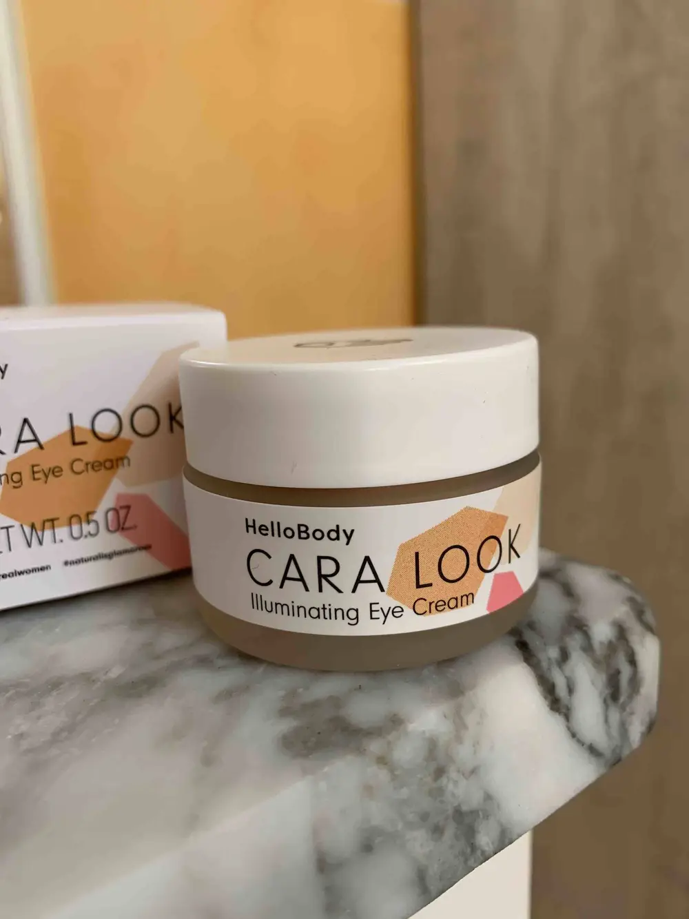 HELLOBODY - Cara look - Illuminating eye cream