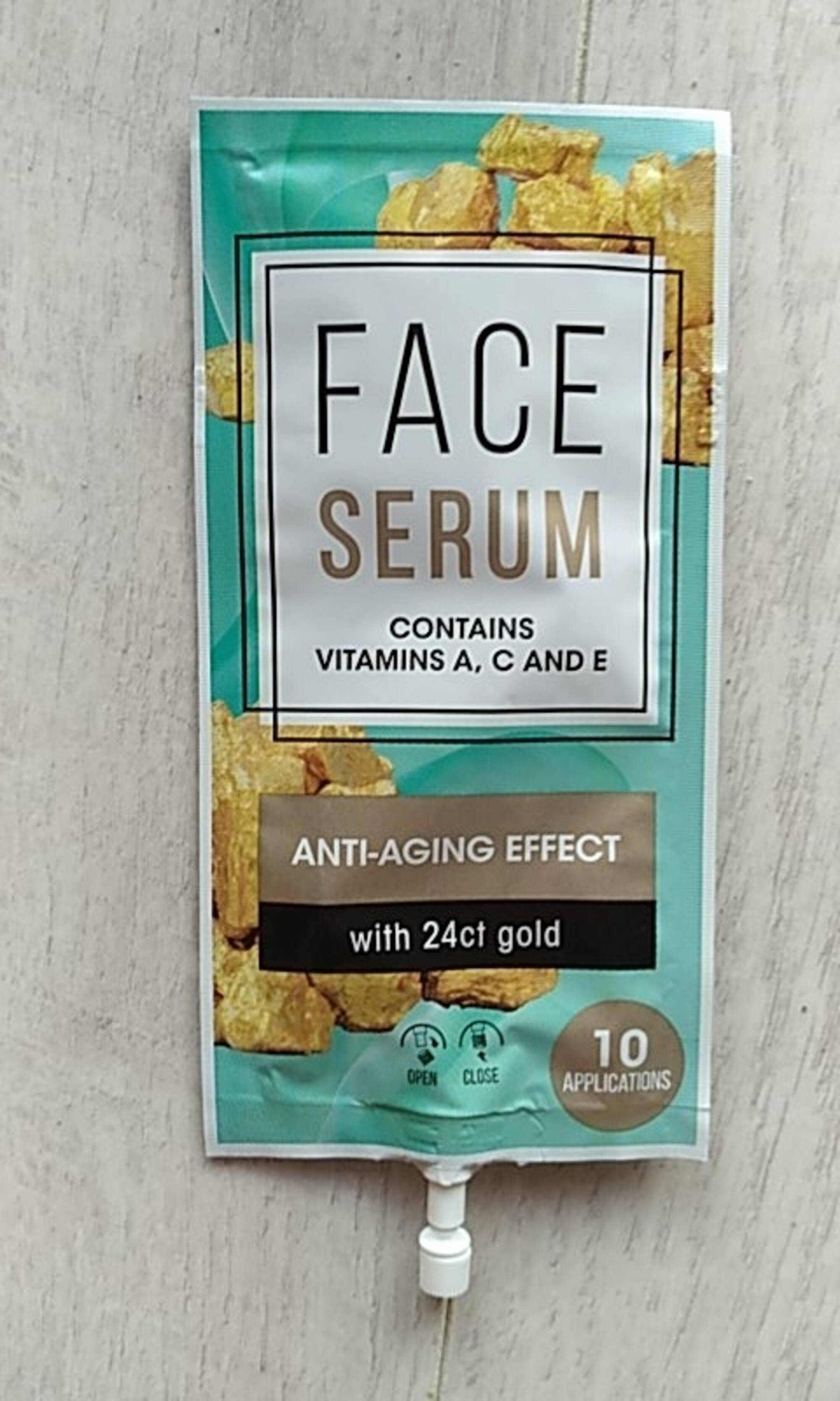 MASCOT EUROPE BV - Anti-aging effect - Face serum  with 24ct gold
