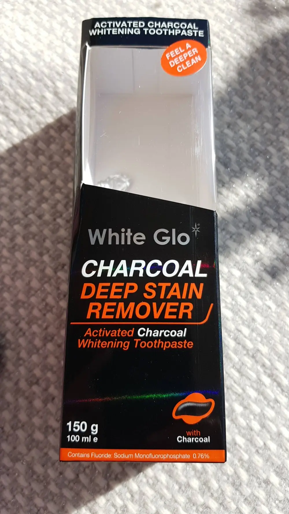 WHITE GLO - Charcoal deep stain remover - Whitening toothpaste