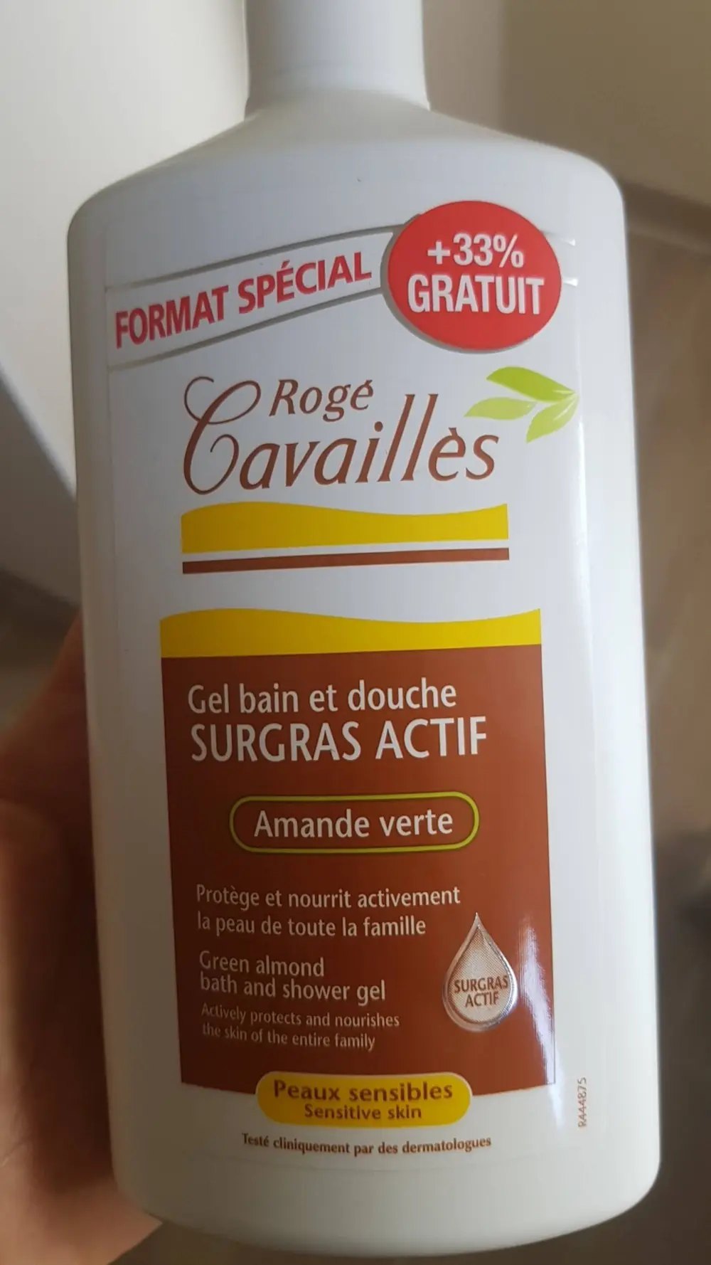 ROGÉ CAVAILLÈS - Amande verte - Gel bain et douche surgras actif