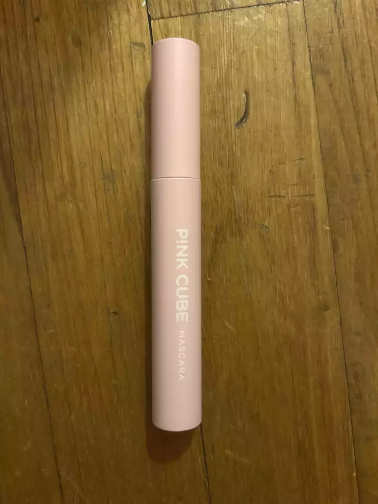 MINISO - Pink cube - Mascara