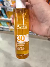EAU THERMALE AVÈNE - Huile solaire fini sativé spf30