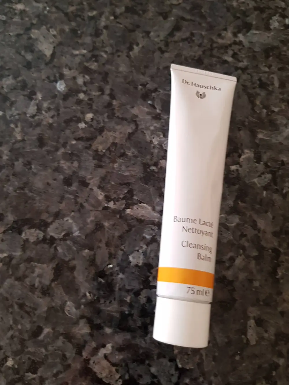 DR. HAUSCHKA - Baume lacté nettoyant