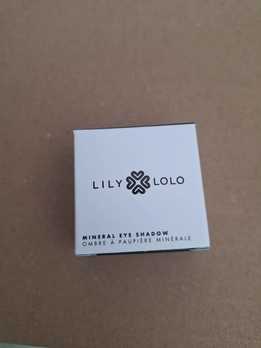LILY LOLO - Ombre à paupières minérale