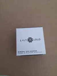 LILY LOLO - Ombre à paupières minérale