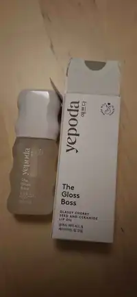 YEPODA - The gloss boss - Glassy cherry seed and ceramide lip oil
