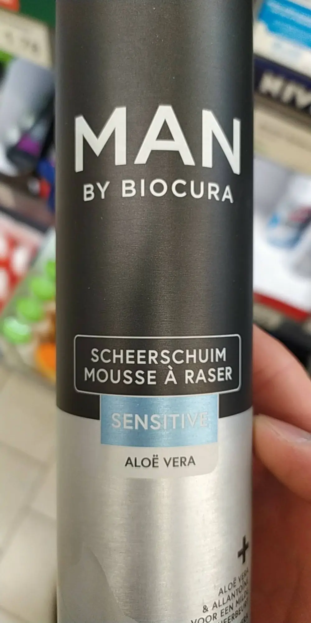 MAN BY BIOCURA - Sensitive - Mousse à raser à l'aloë vera