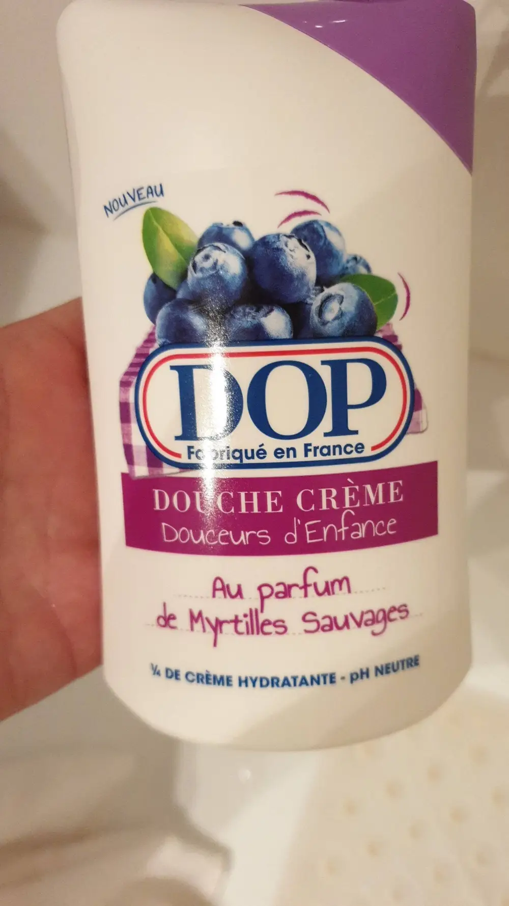 DOP - Douche crème douceur d'enfance au parfum de myrtilles sauvages