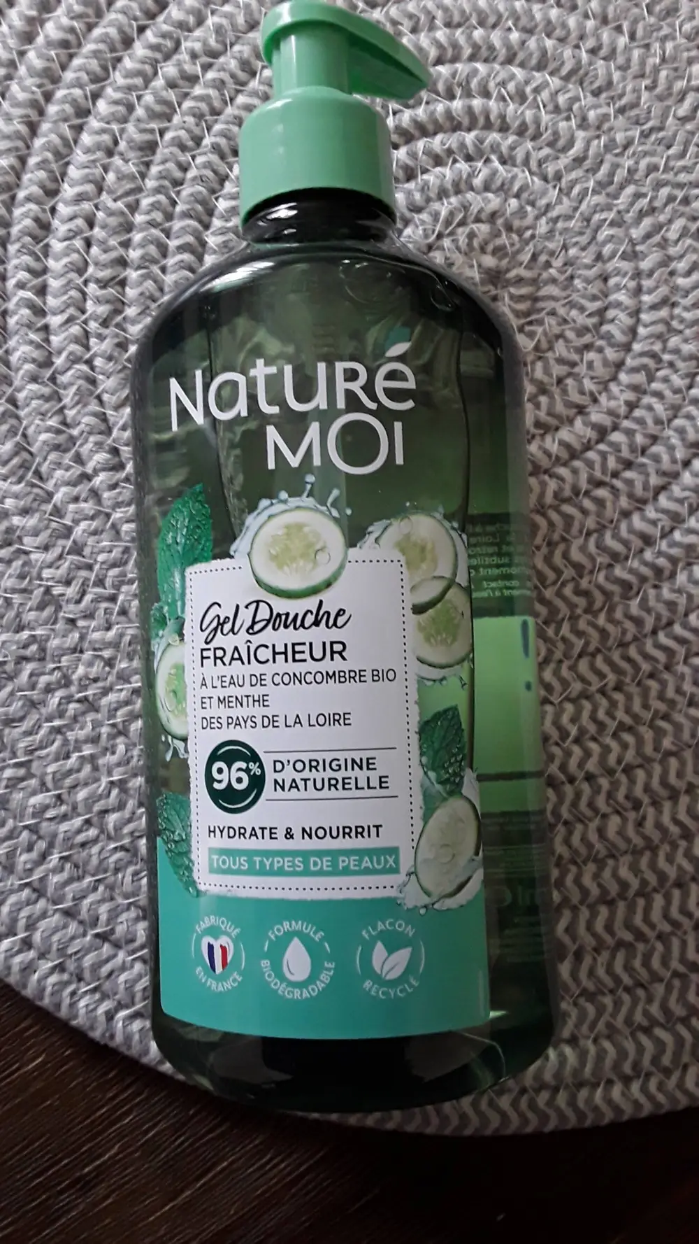 NATURÉ MOI  - Gel douche fraîcheur à l'eau de concombre bio et menthe