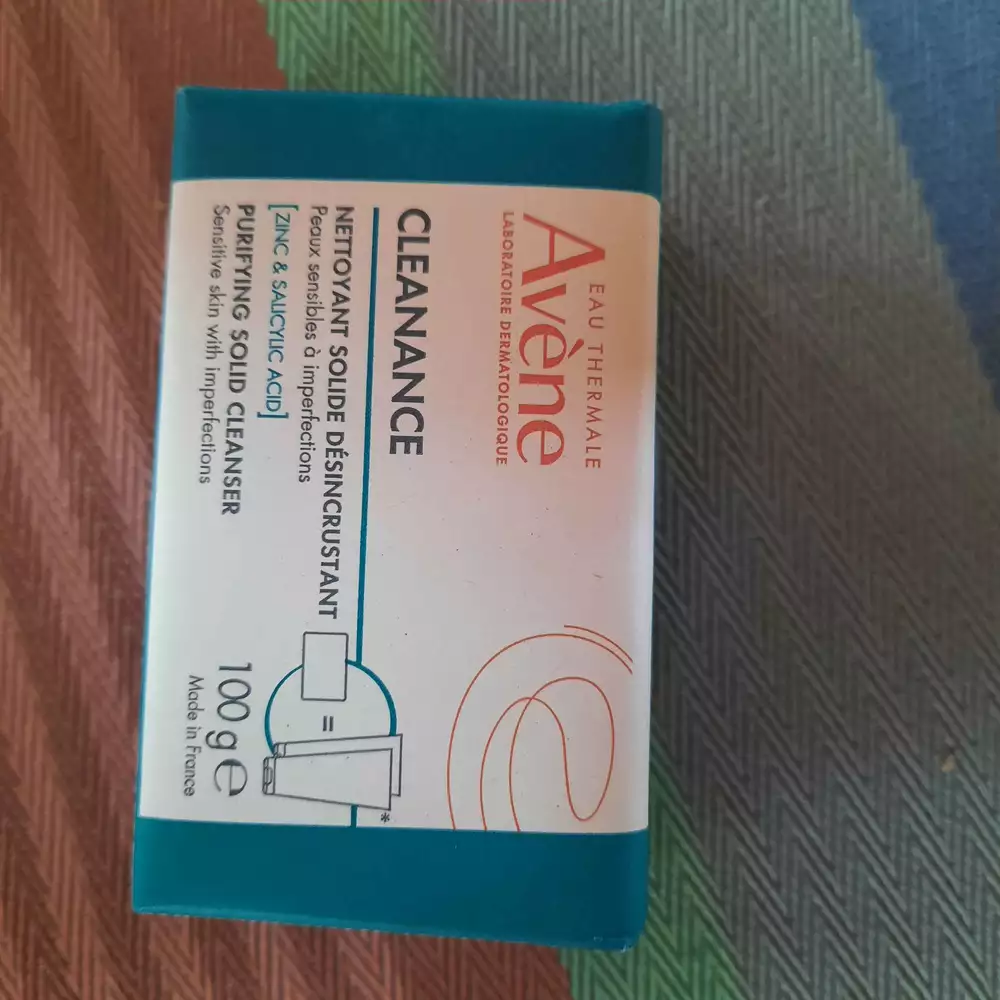 EAU THERMALE AVÈNE - Cleanance - Nettoyant solide désincrustant 