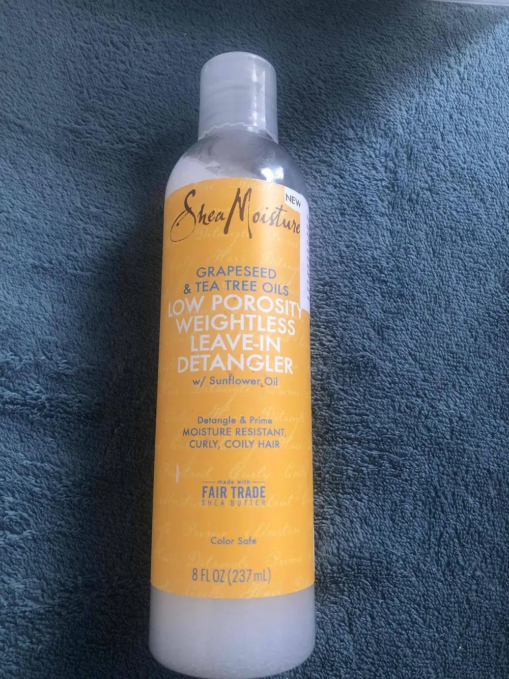 SHEA MOISTURE - Low porosity weightless leave-in detangler