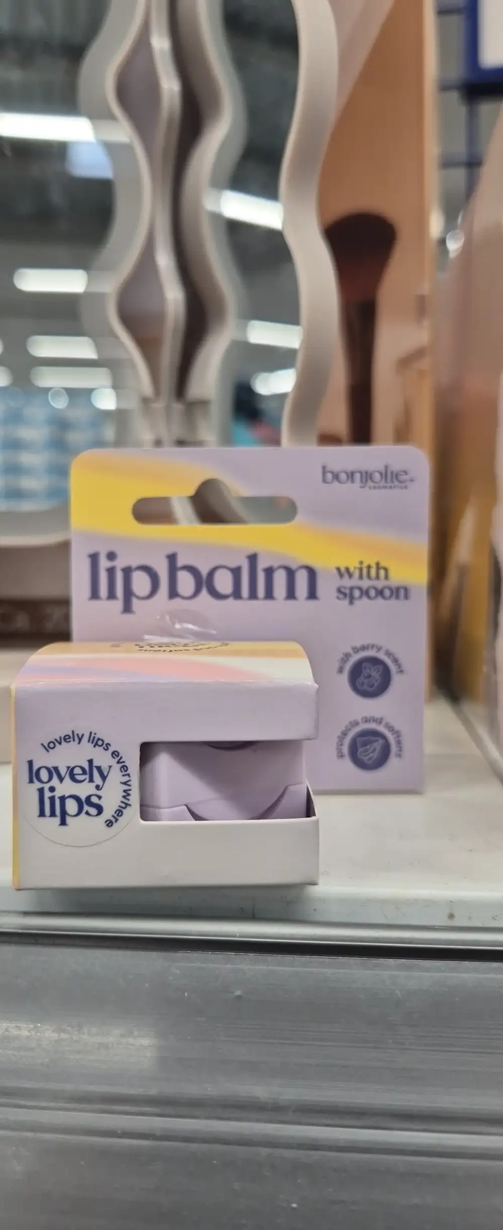 BONJOLIE COSMETICS - Lip balm with spoon
