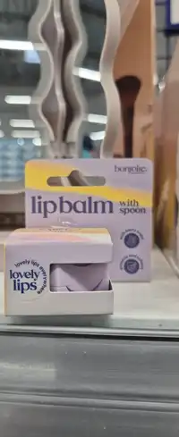 BONJOLIE COSMETICS - Lip balm with spoon