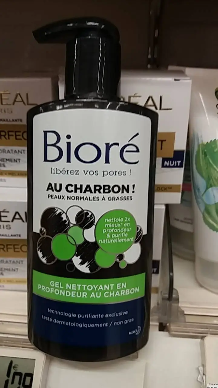 BIORÉ - Gel nettoyant en profondeur au charbon