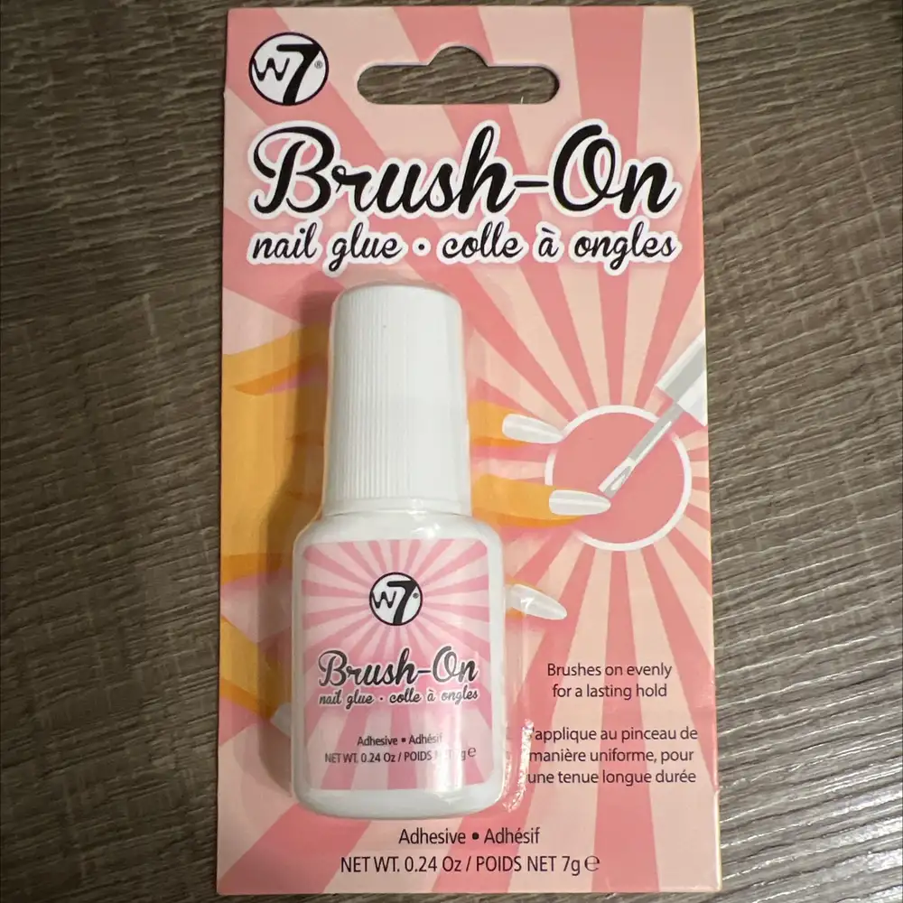 W7 - Brush-on - Colle à ongles