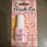 W7 - Brush-on - Colle à ongles