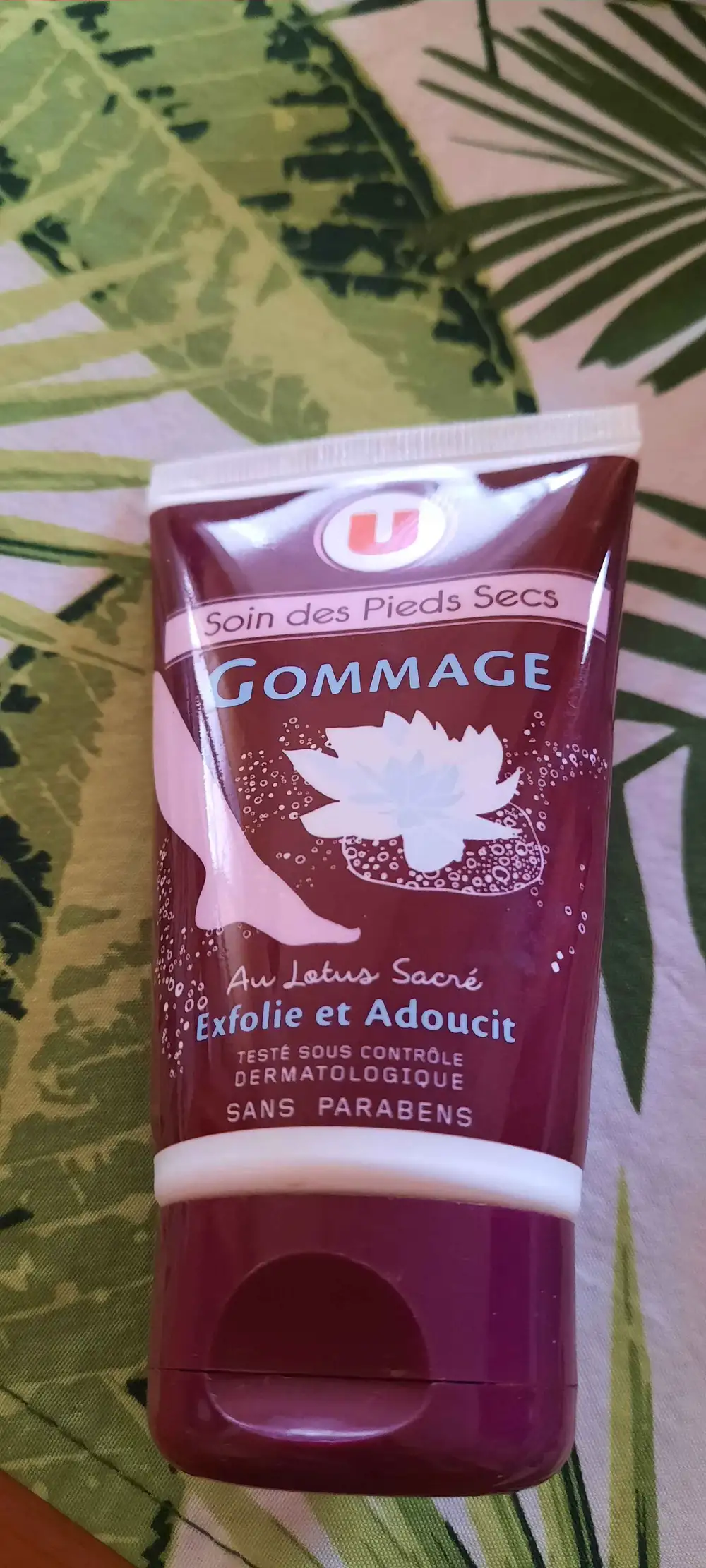 U - Soin des pieds secs - Gommage au lotus sacré