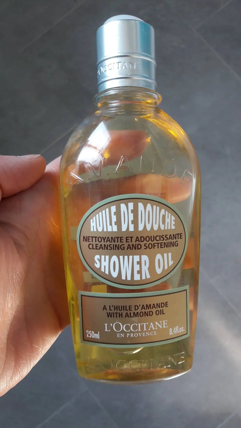 L'OCCITANE - Huile de douche à l'huile d'amande