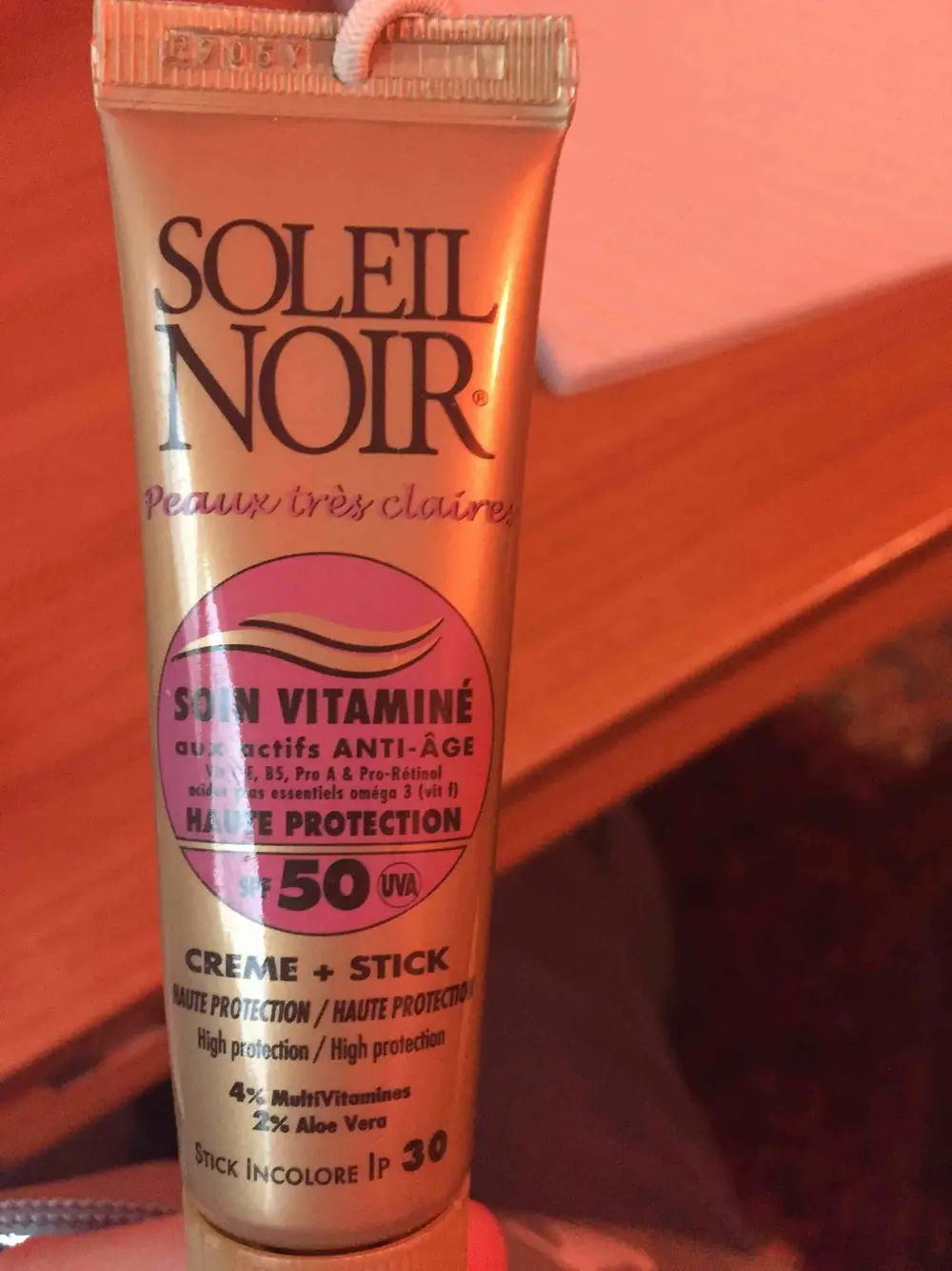 SOLEIL NOIR - Soin Vitaminé SPF 50 + Stick incolore LP 30