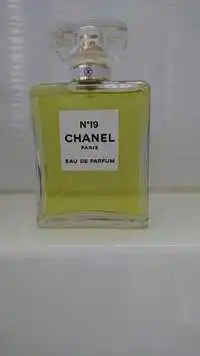 CHANEL - N°19 - Eau de parfum 