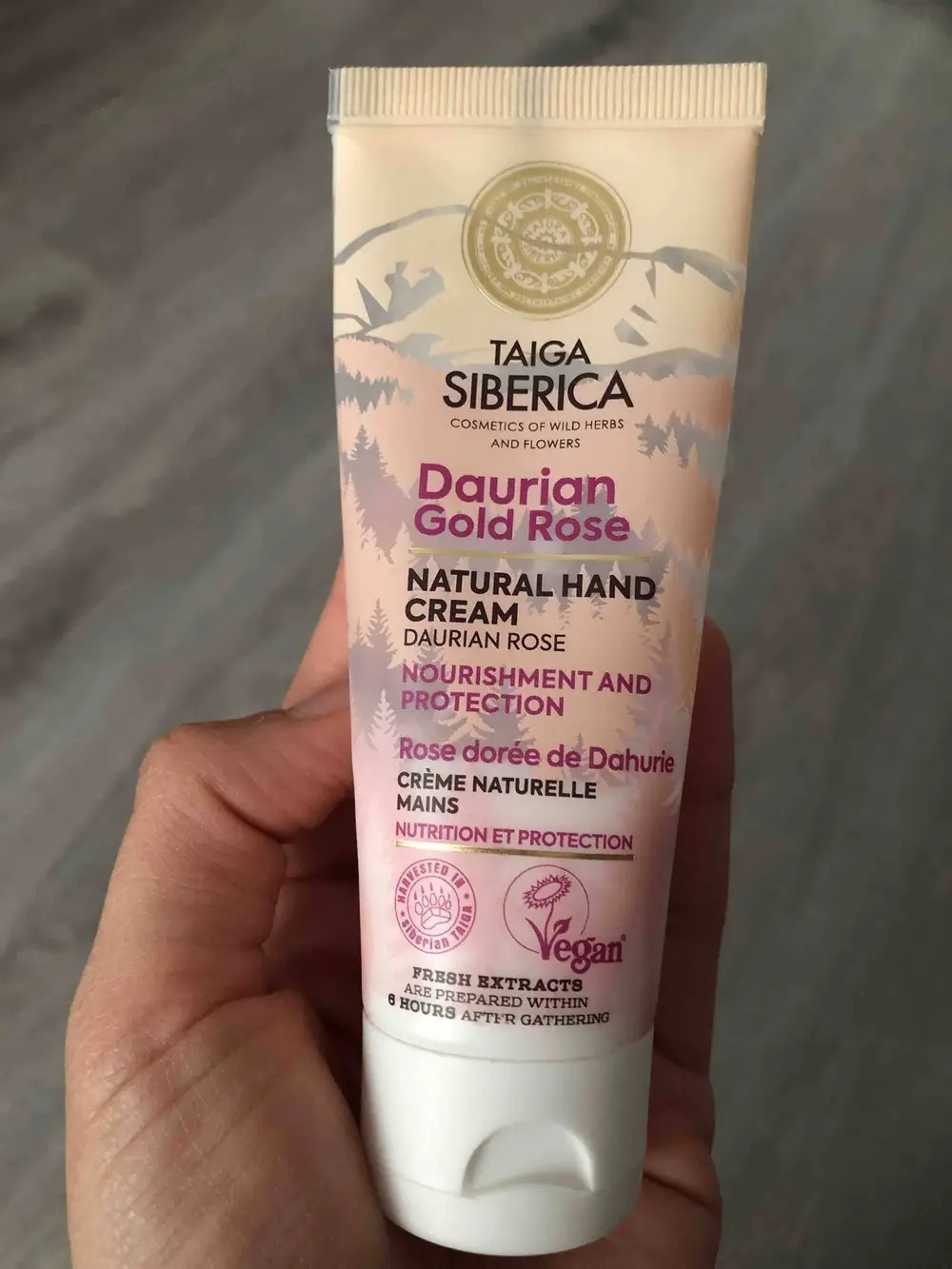 NATURA SIBERICA - Taiga Siberica Daurian Gold Rose - Crème naturelle mains