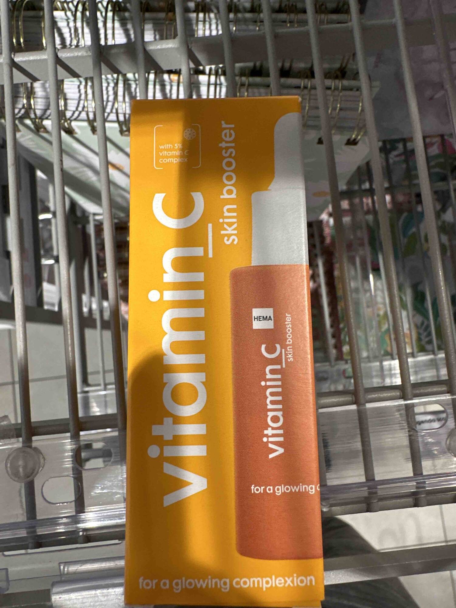 HEMA - Vitamin C - Skin booster for a glowing complexion