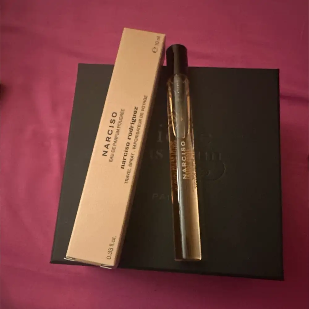 NARCISO RODRIGUEZ - Eau de parfum poudrée