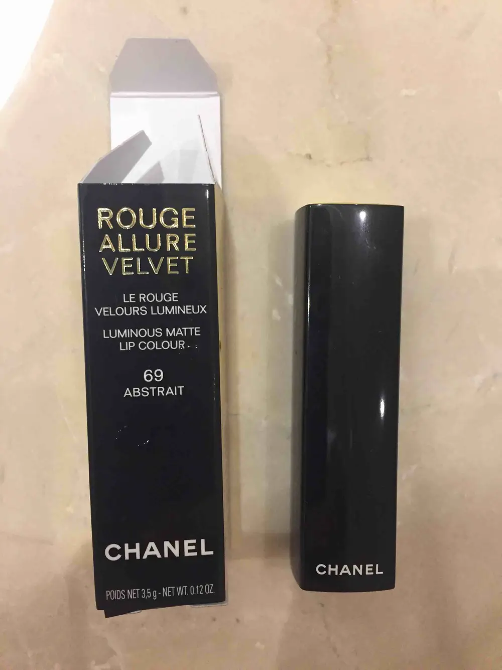 CHANEL - Rouge allure velvet - Le rouge velours lumineux