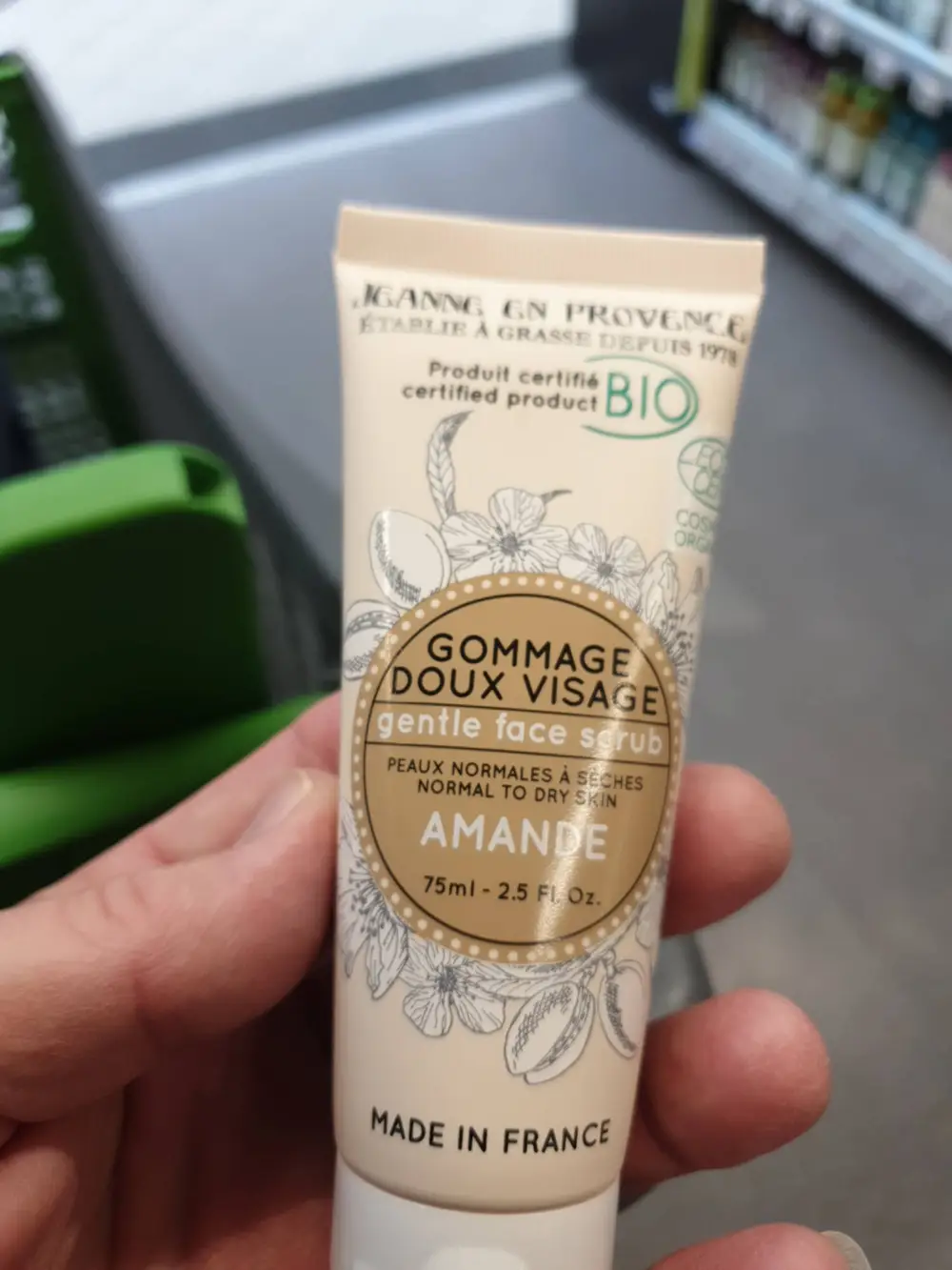 JEANNE DE PROVENCE - Amande - Gommage doux visage 