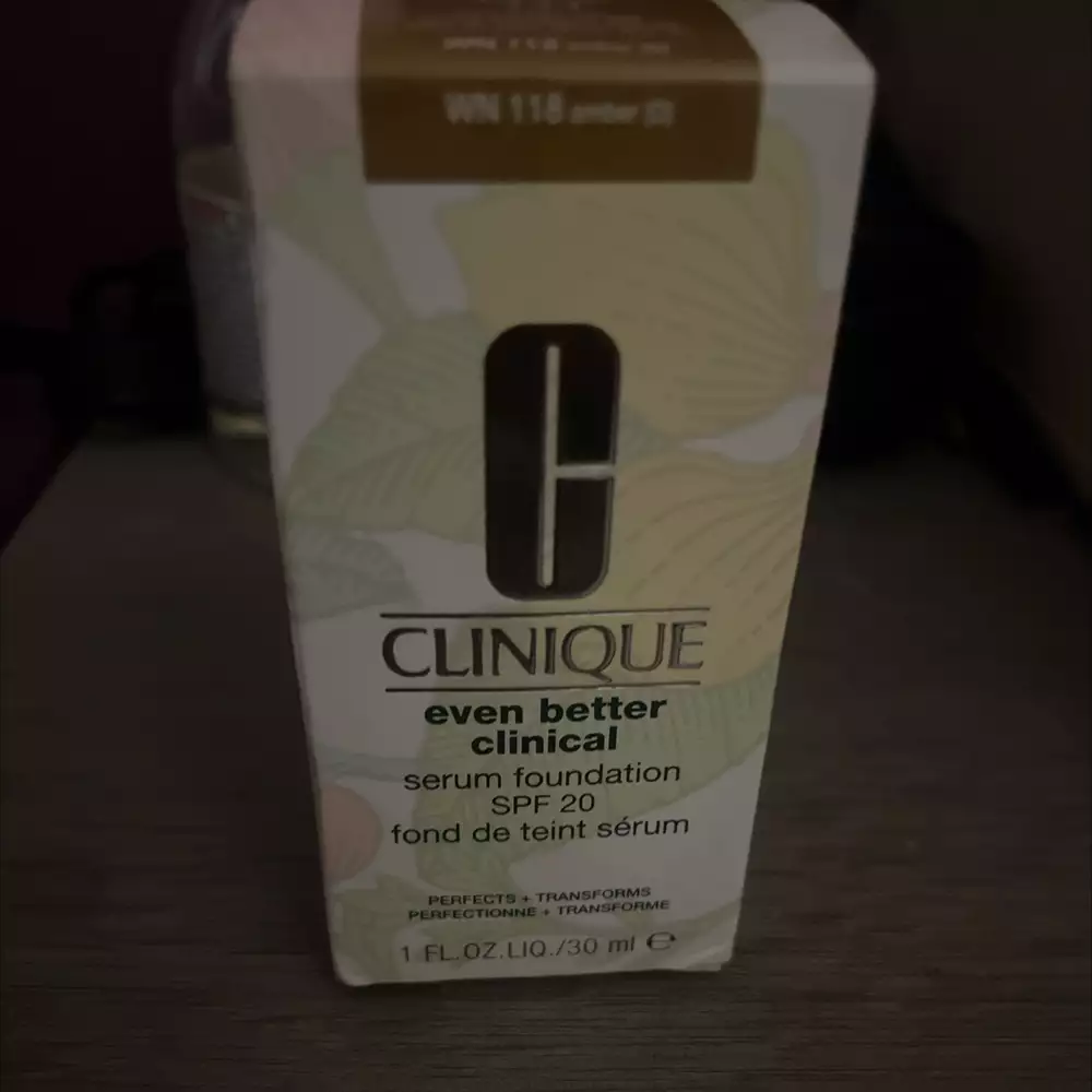 CLINIQUE - Even better clinical - Fond de teint sérum SPF 20