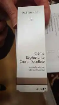 DR. HAUSCHKA - Crème régénérante cou et décollecté