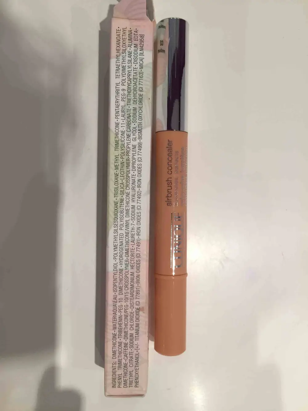 CLINIQUE - Airbrush concealer