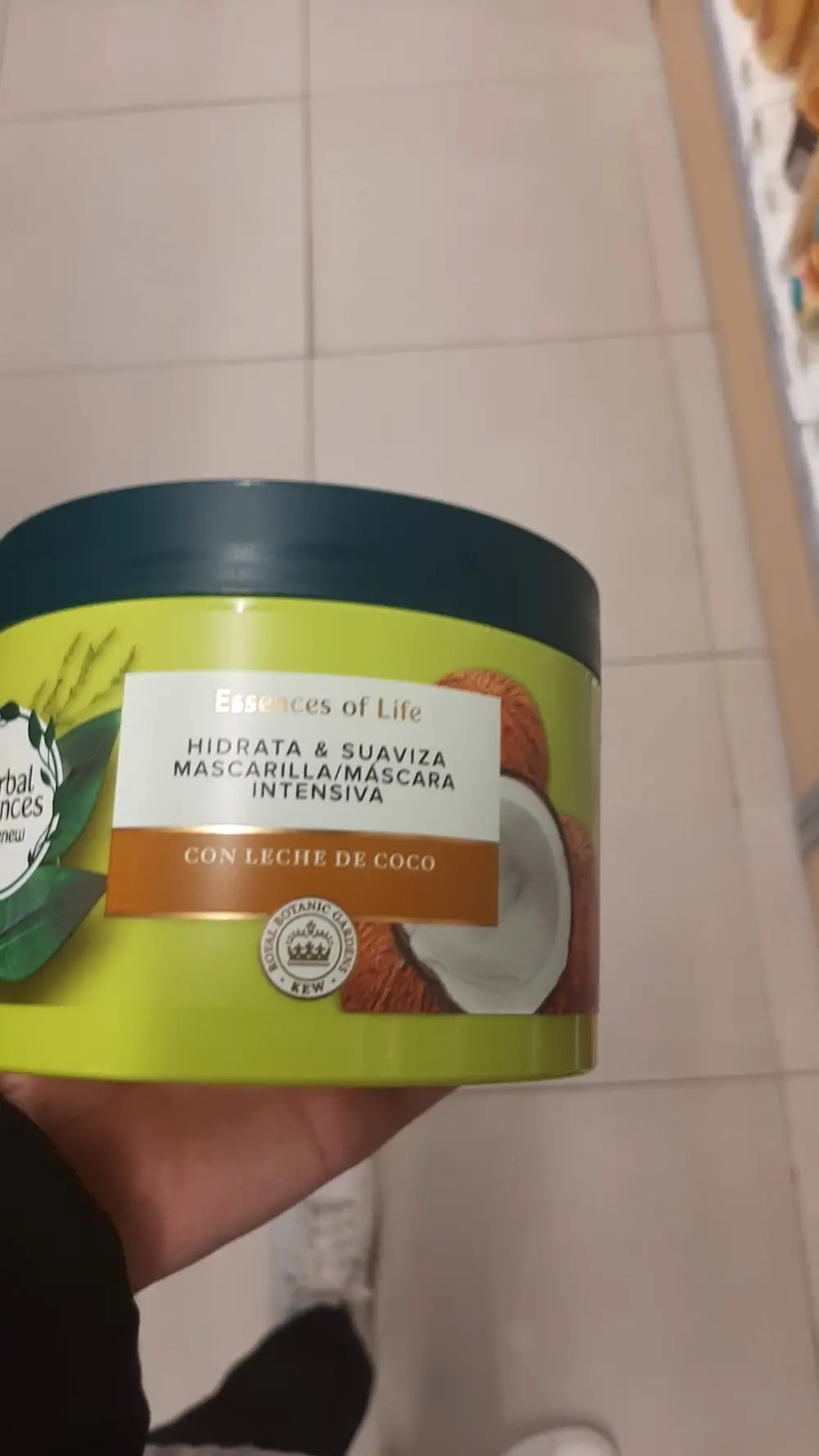 HERBAL ESSENCES - Essences of life - Mascarilla con leche de coco