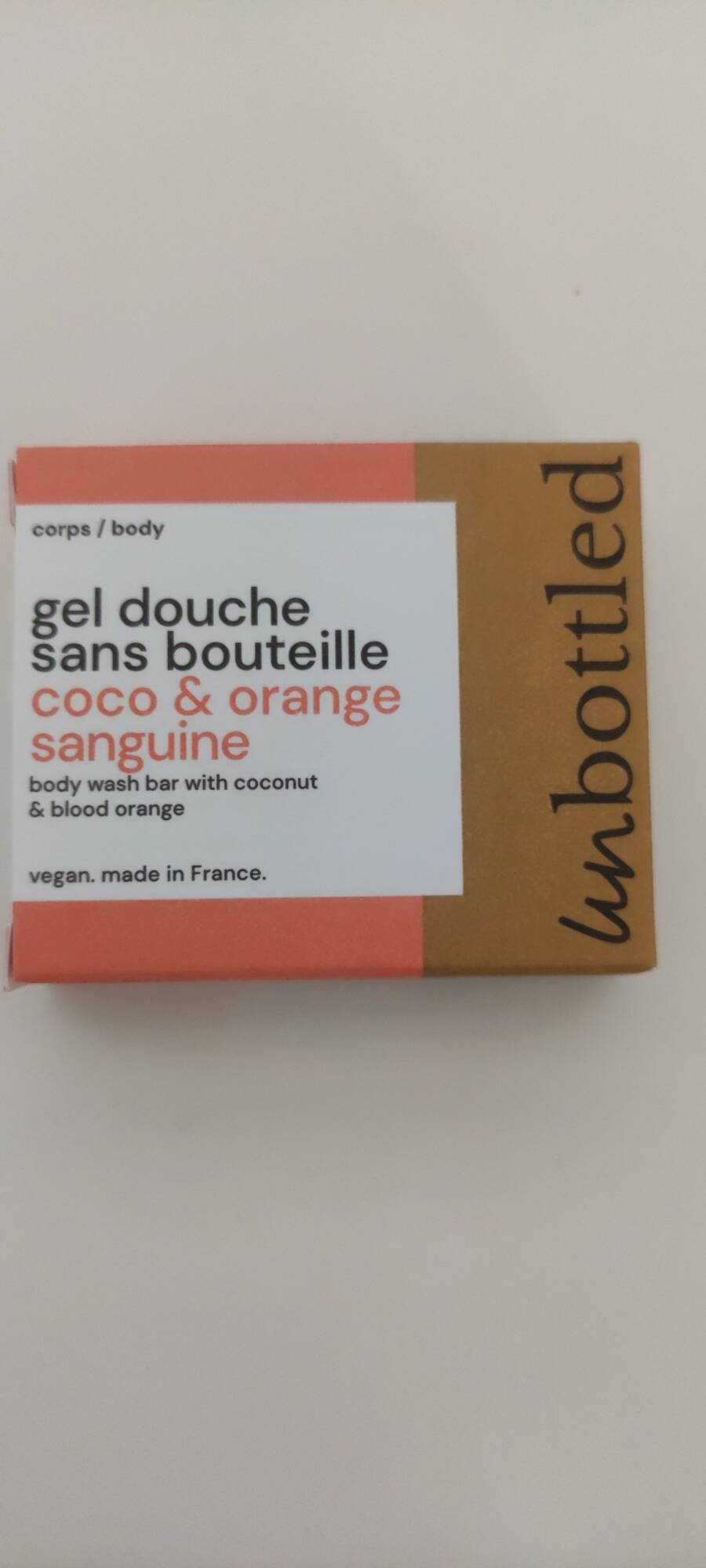 UN BOTTLED - Coco & orange sanguine - Gel douche sans bouteille