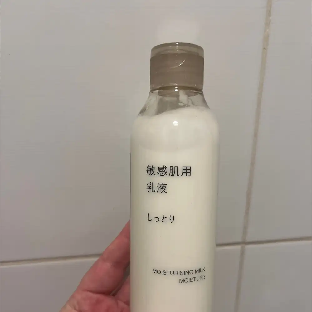 MUJI - Moisturing milk