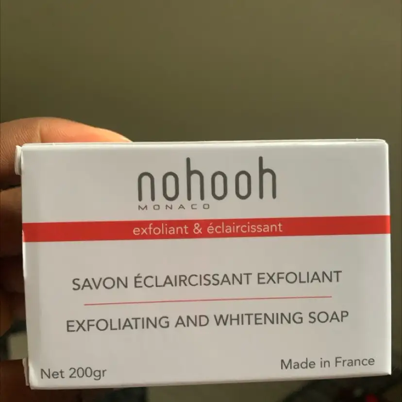 NOHOOH - Savon éclaircissant exfoliant