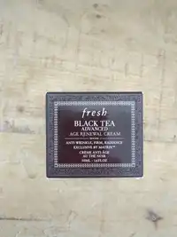 FRESH - Crème anti-âge au thé noir