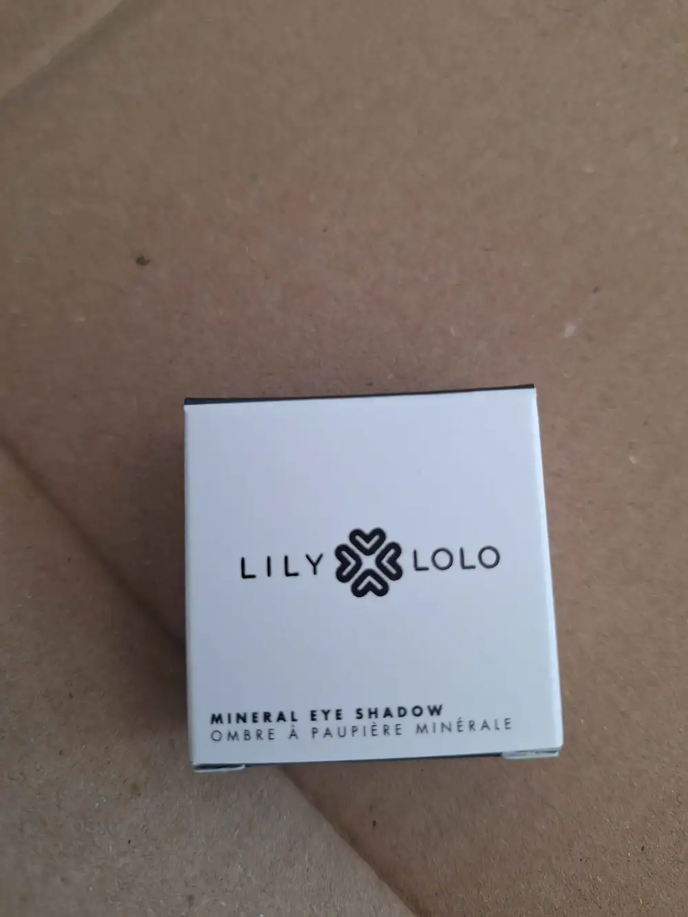 LILY LOLO - Ombre à paupières minérale