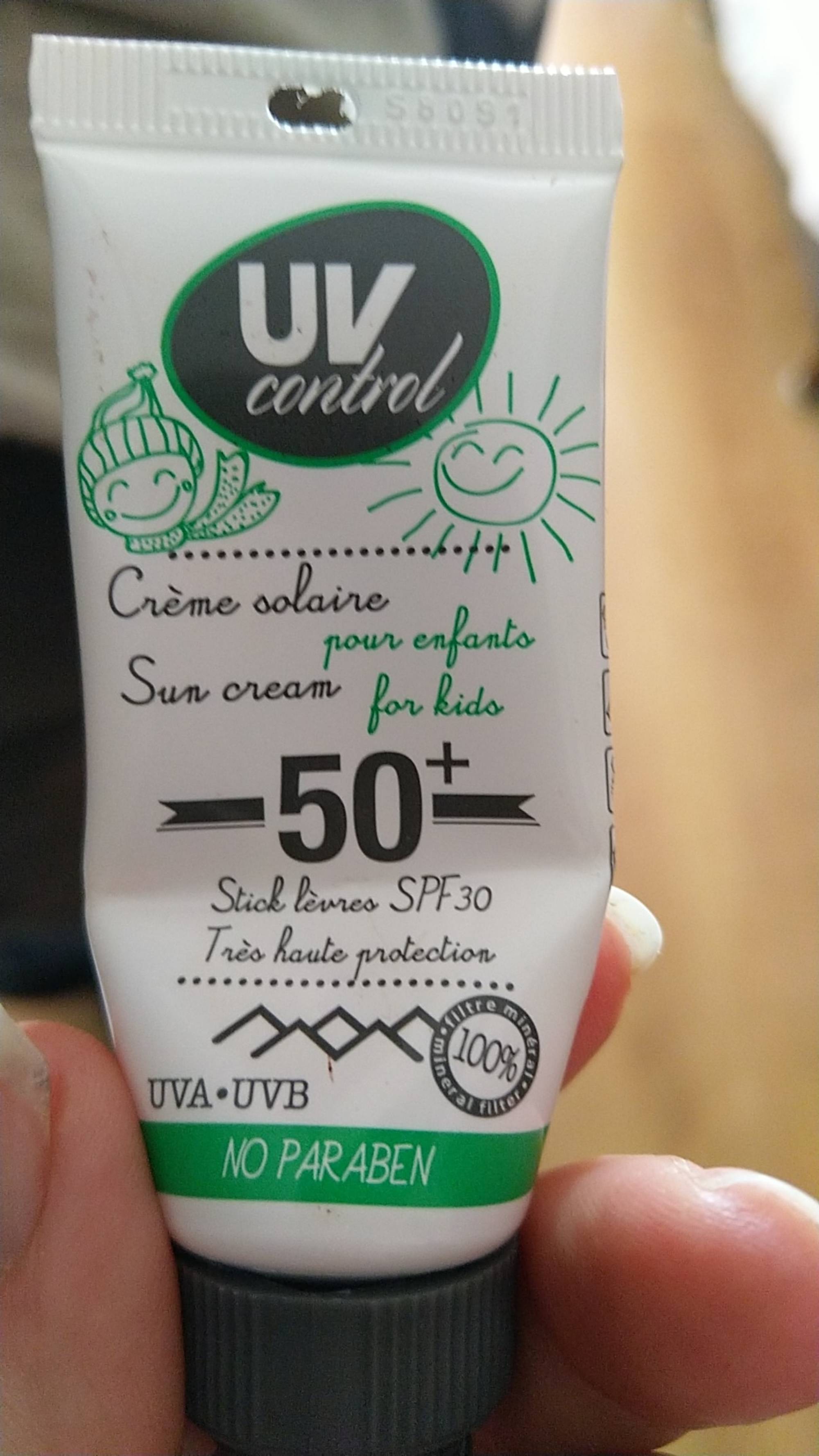 UV CONTROL - Crème solaire 50+ stick lèvres SPF 30 pour enfants - Stick lèvres SPF30