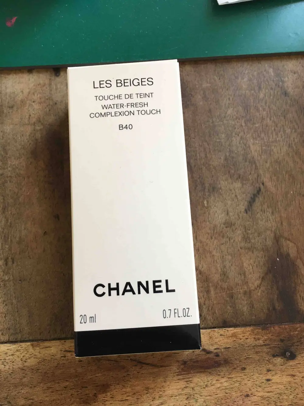 CHANEL - Les beiges - Touche de teint B40