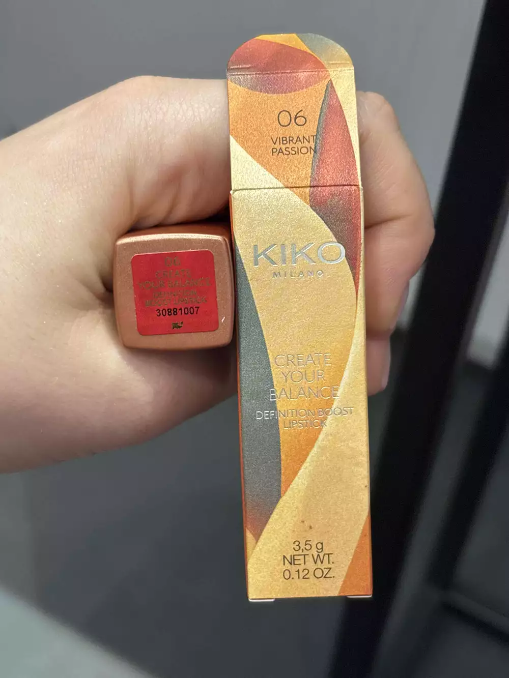 KIKO - Create your balance - Definition boost lipstick 06 vibarant passion