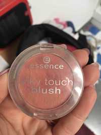 ESSENCE - Silky touch blush - 20 babydoll