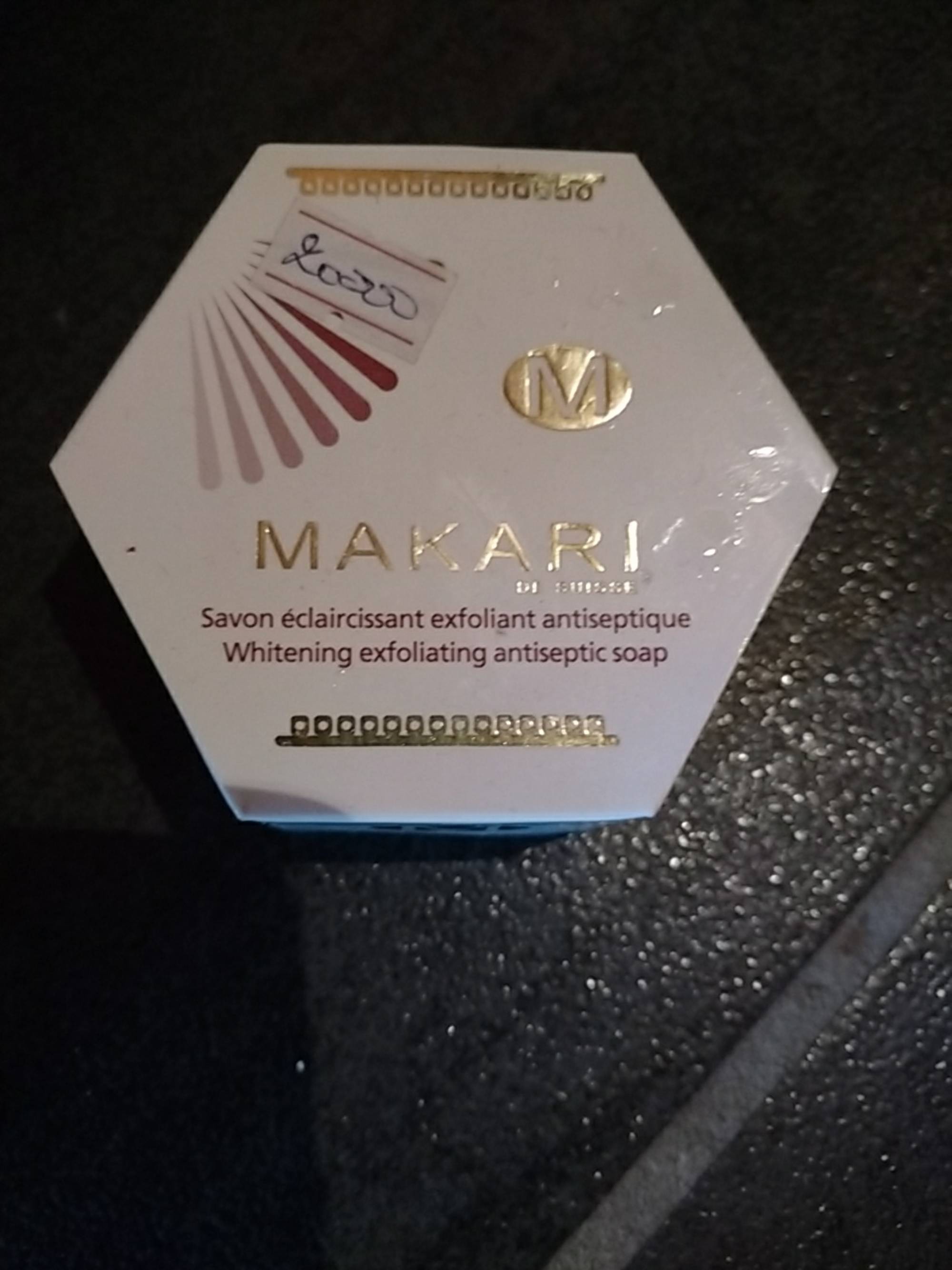 MAKARI - Savon éclaircissant exfoliant antiseptique