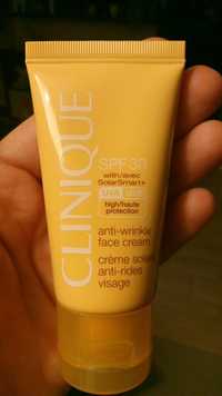 CLINIQUE - Crème solaire anti-rides visage SPF 30
