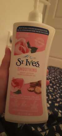 ST IVES - Smoothing body lotion 